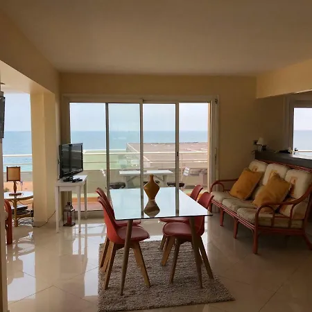 Le Fourneau アパート